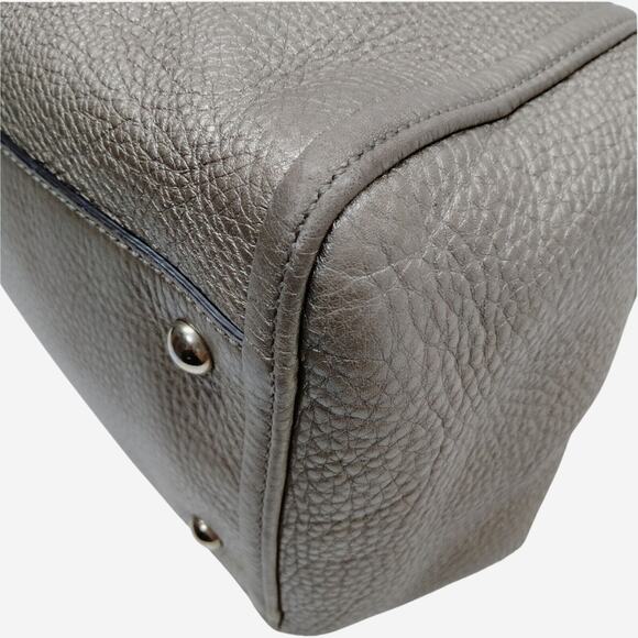 Gucci Bronze Soho Shoulder Bag in Pebbled Leather - Picture 6 of 9